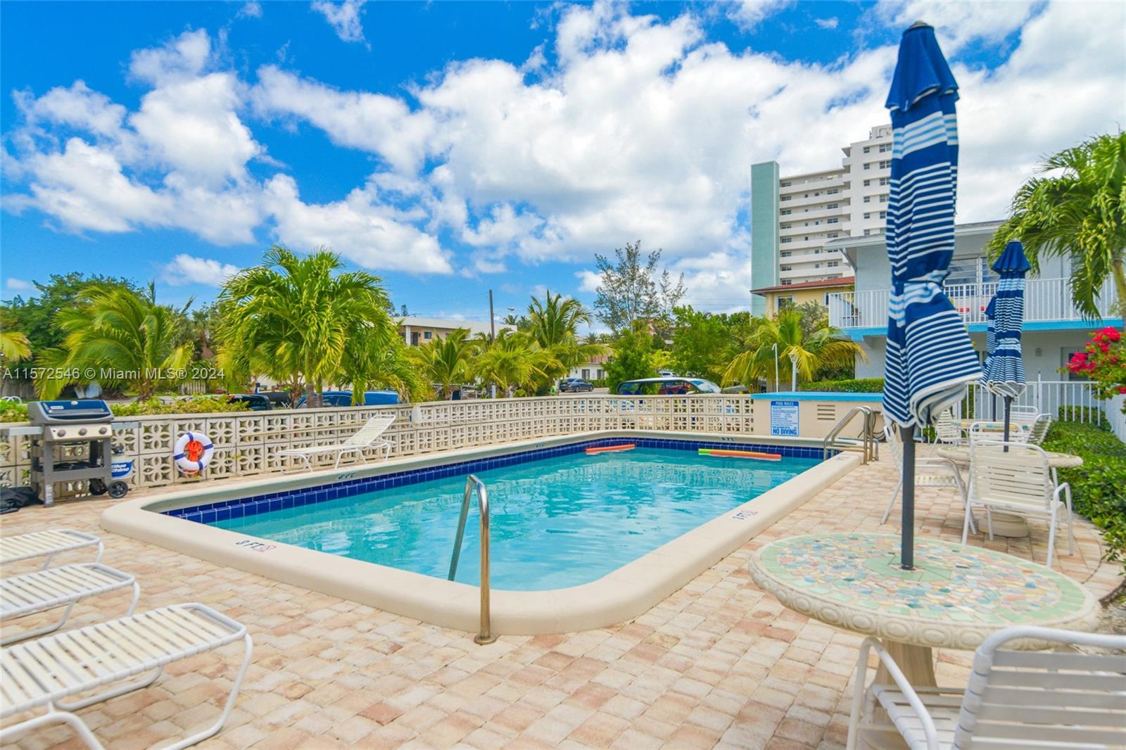 3232 Canal Dr # 19