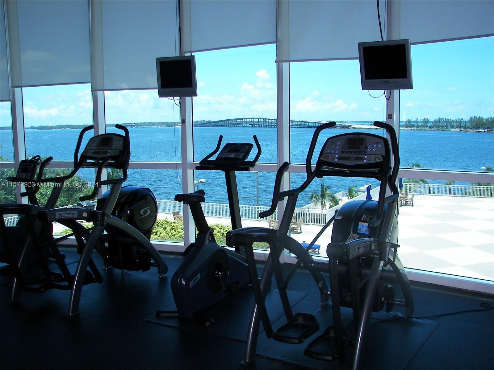 2101 Brickell Ave # 1804