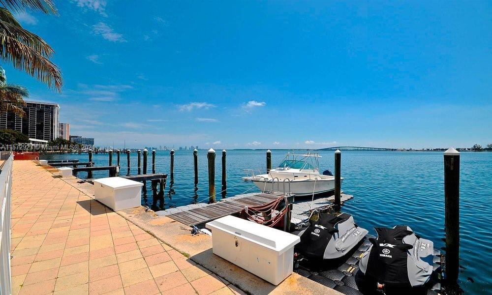 2101 Brickell Ave # 1804