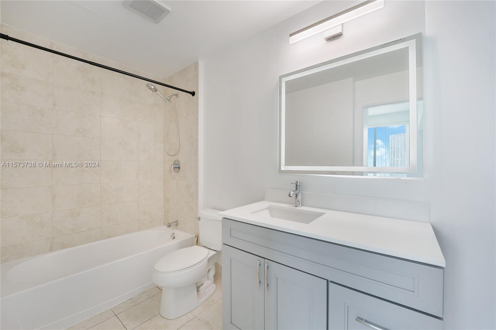 1900 N Bayshore Dr # 4112