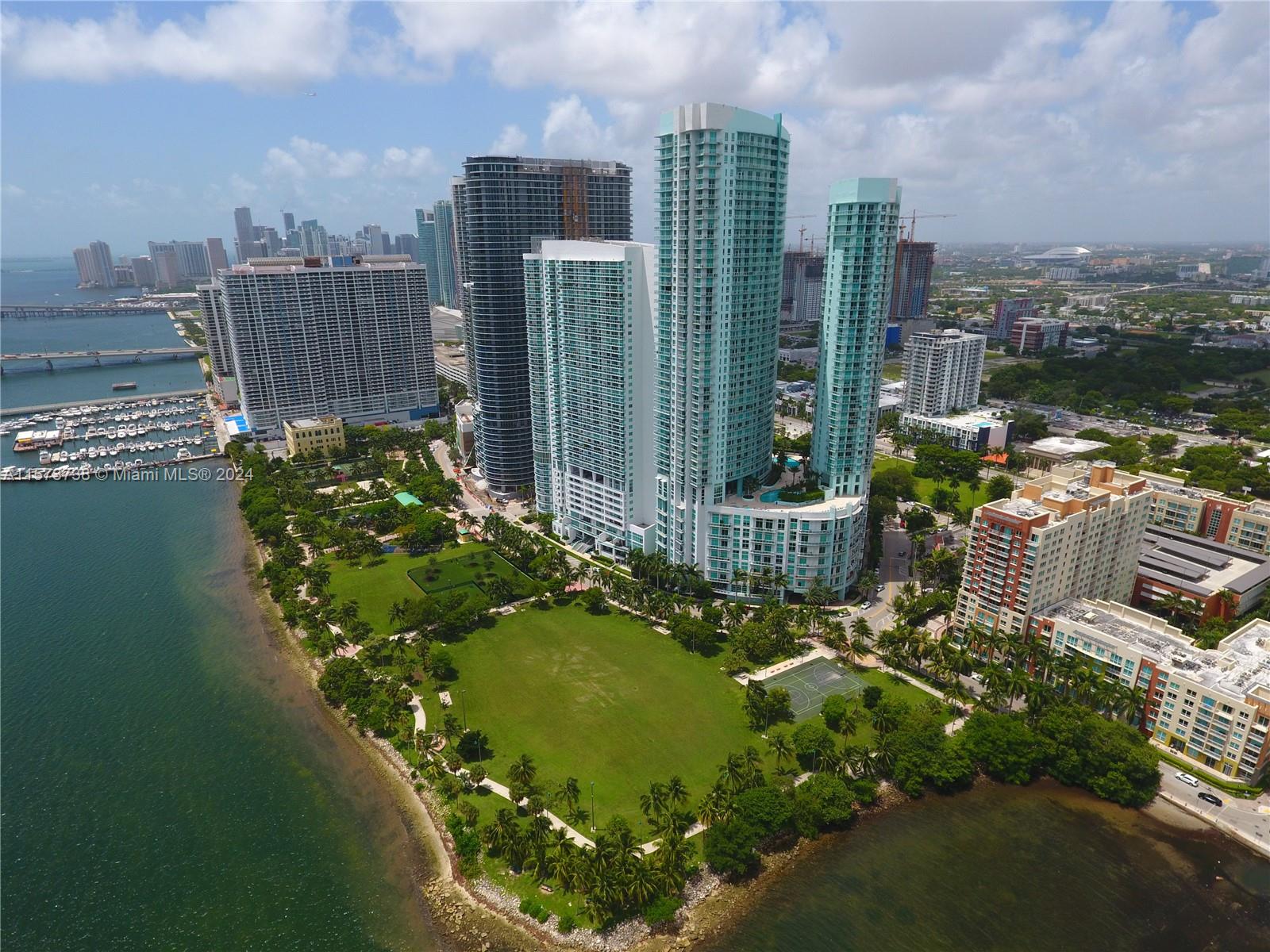 1900 N Bayshore Dr # 4112