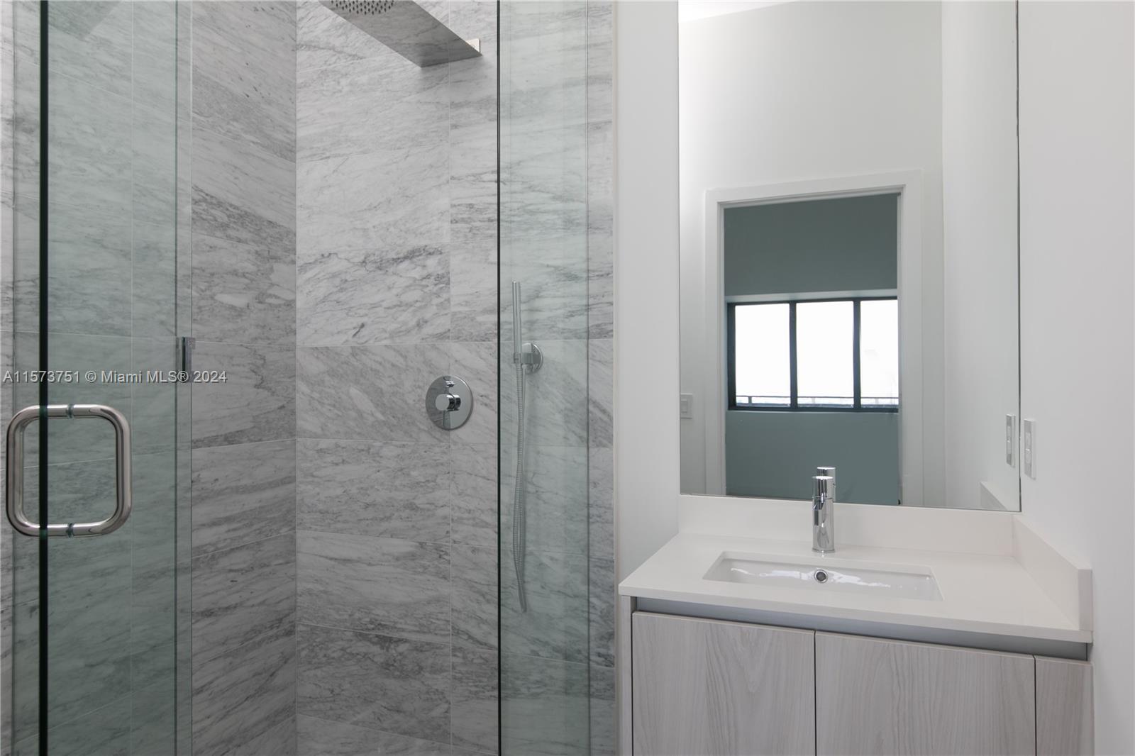 480 NE 31st St Unit: PH5101