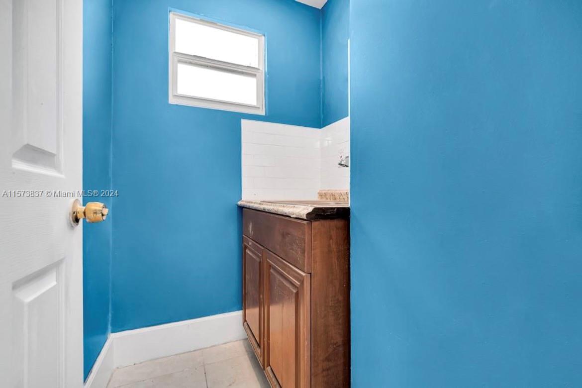 613 Sharar Ave # 2A, Opa-Locka Unit: 2A