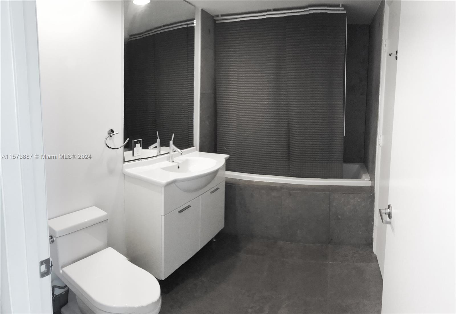 485 Brickell Ave # 2911