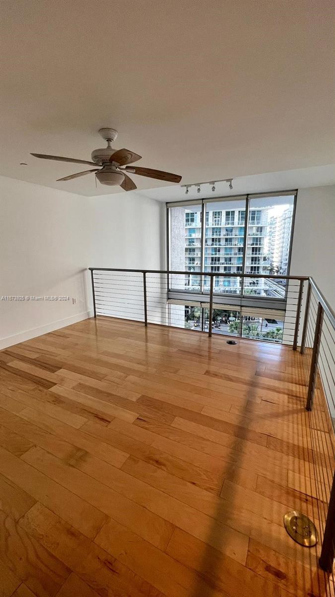 1050 BRICKELL AV # 618