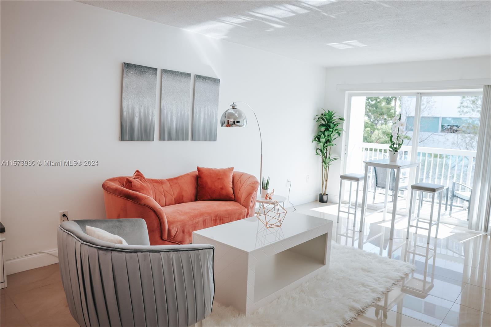 2920 SW 28 TE # 406
