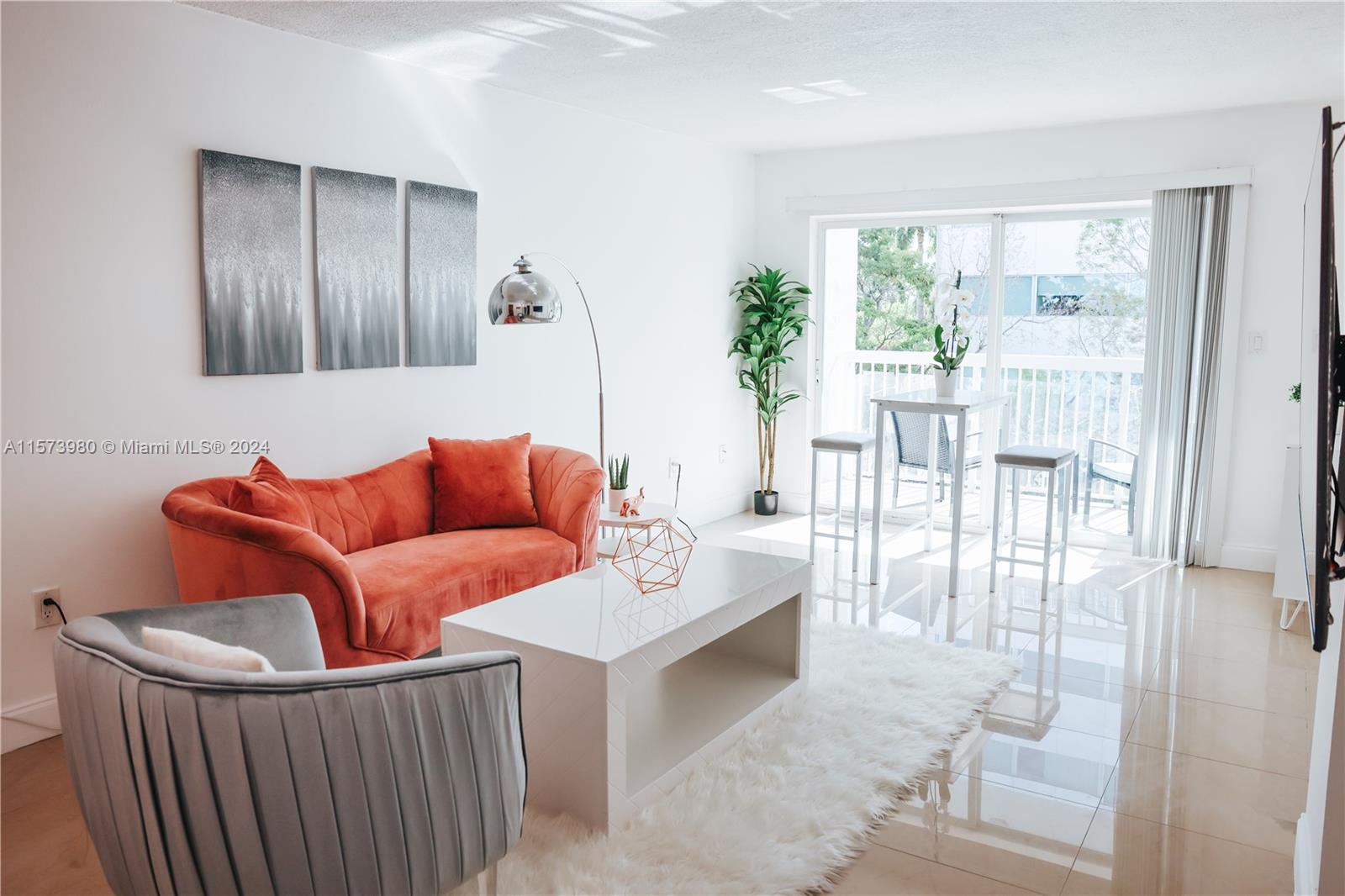 2920 SW 28 TE # 406