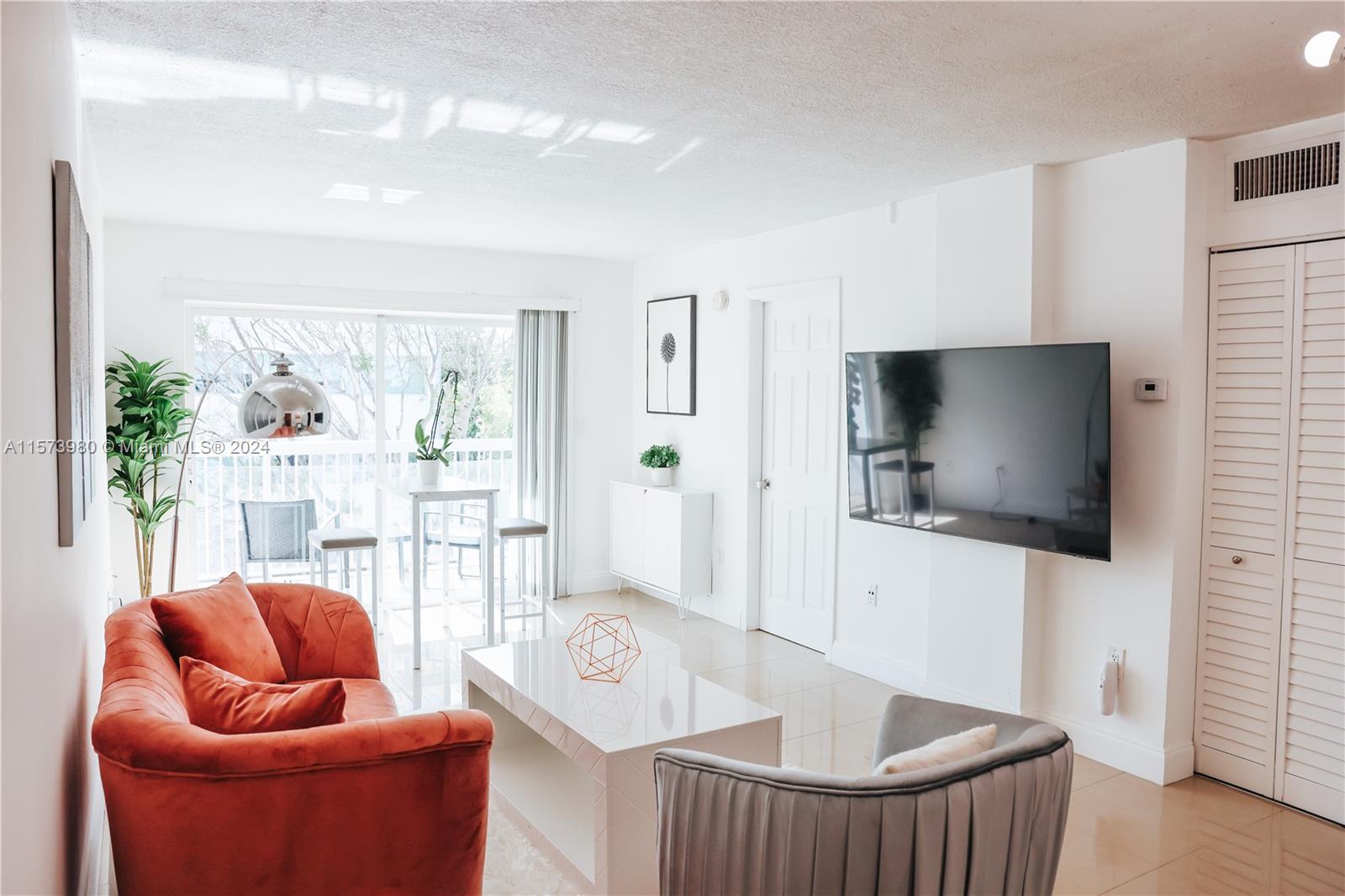 2920 SW 28 TE # 406