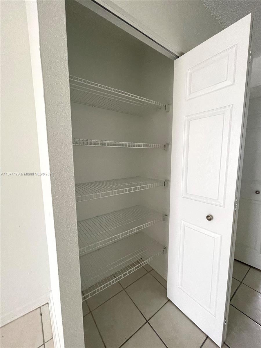 2903 N Miami Beach Blvd # 302