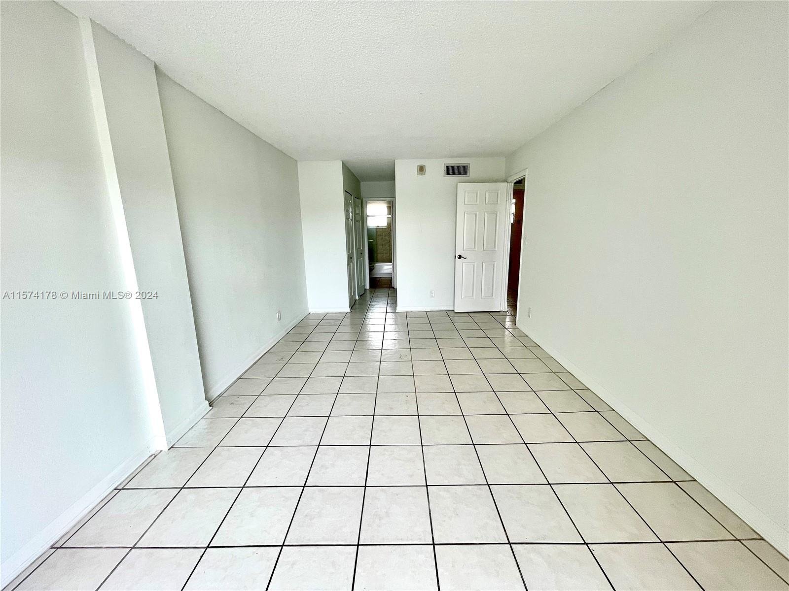 2903 N Miami Beach Blvd # 302