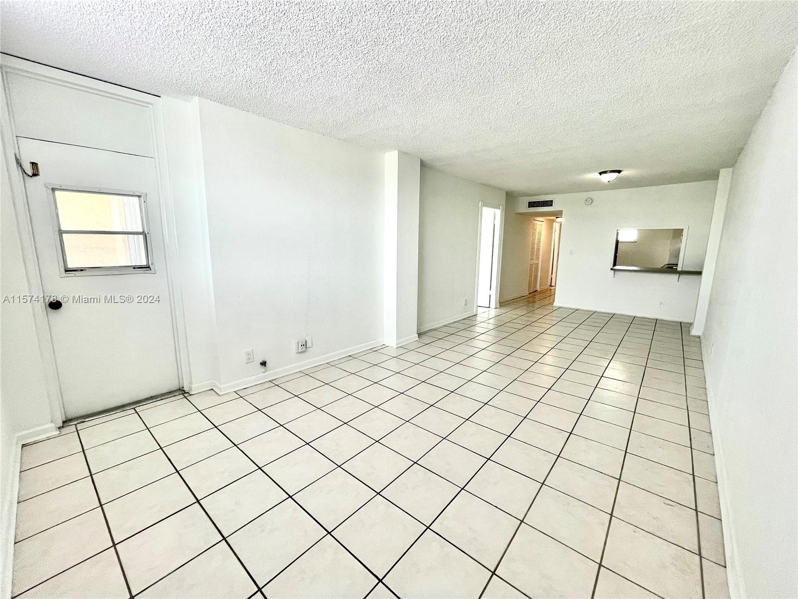 2903 N Miami Beach Blvd # 302