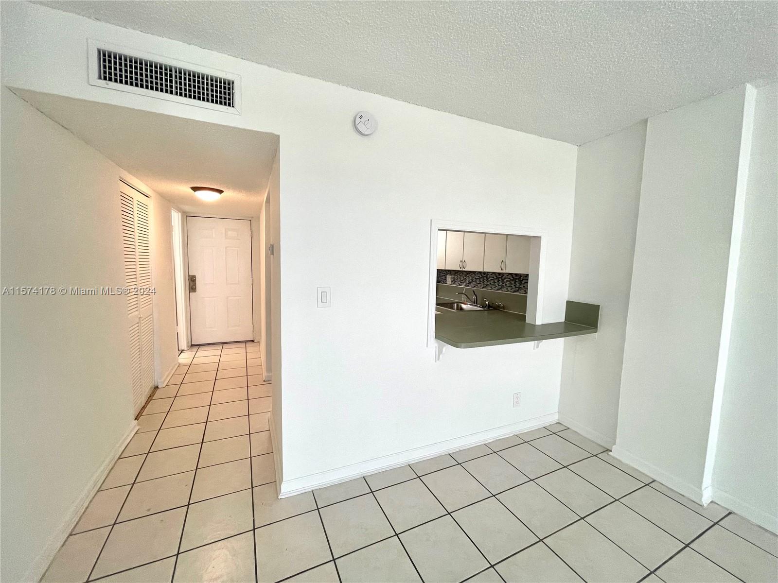 2903 N Miami Beach Blvd # 302