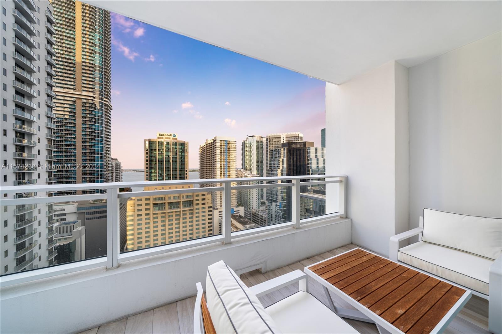 1080 Brickell Ave # 2706