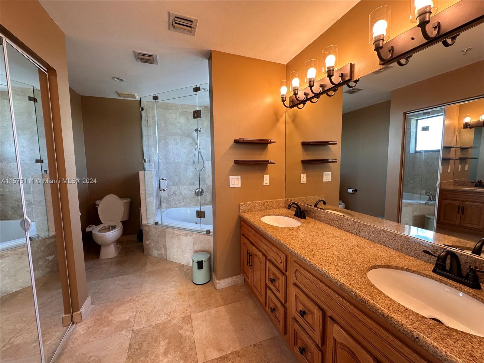 3590 Coral Way # 611