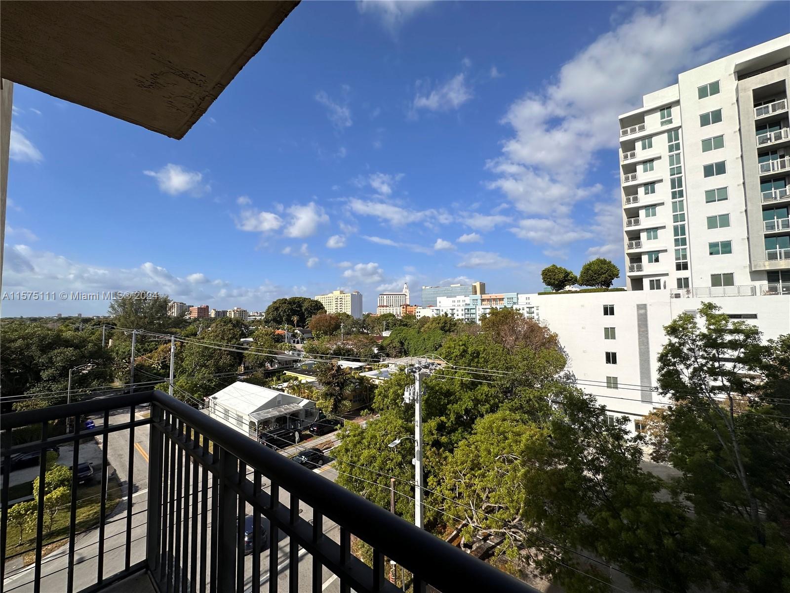 3590 Coral Way # 611