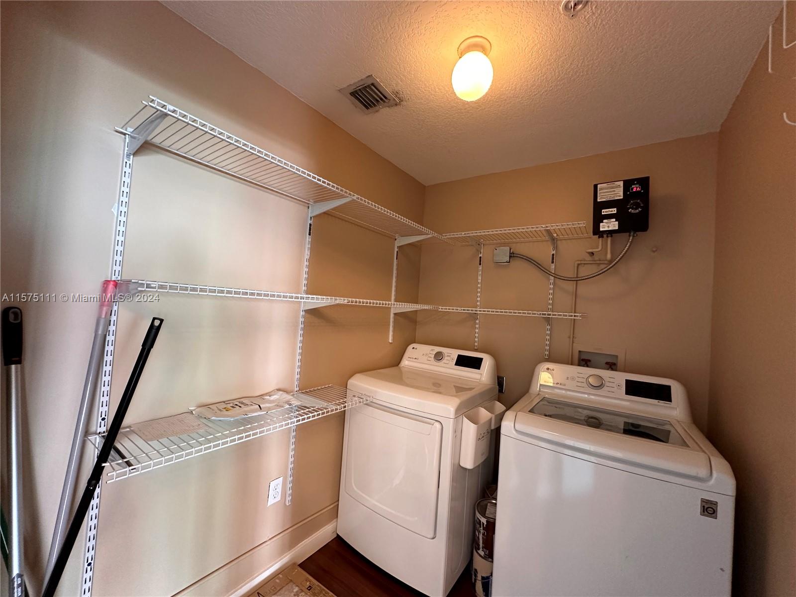 3590 Coral Way # 611