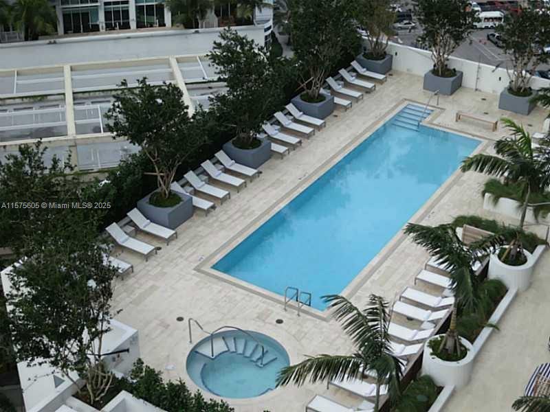 1300 BRICKELL BAY DR # 3400