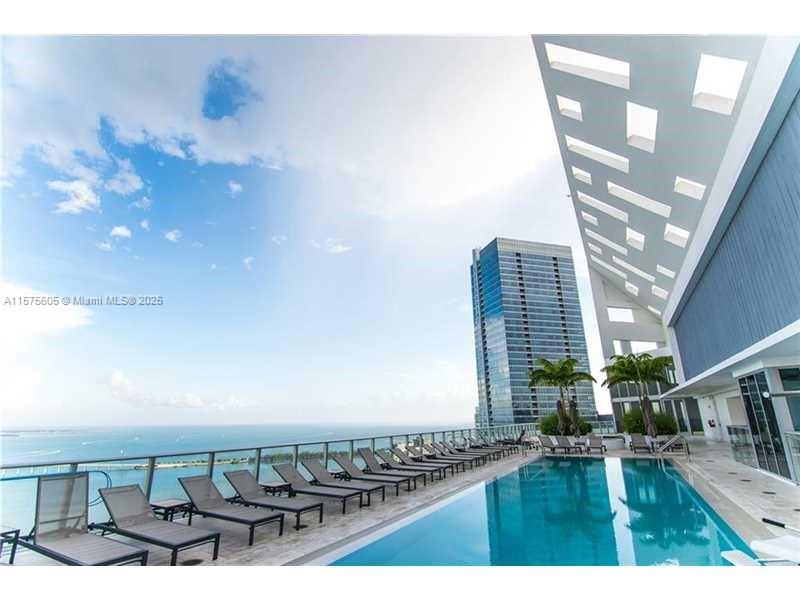 1300 BRICKELL BAY DR # 3400