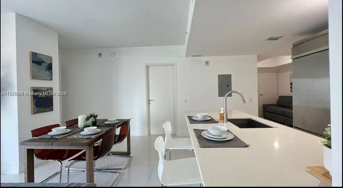 1300 BRICKELL BAY DR # 3400