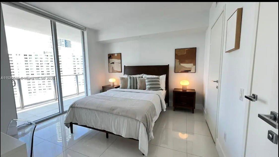 1300 BRICKELL BAY DR # 3400