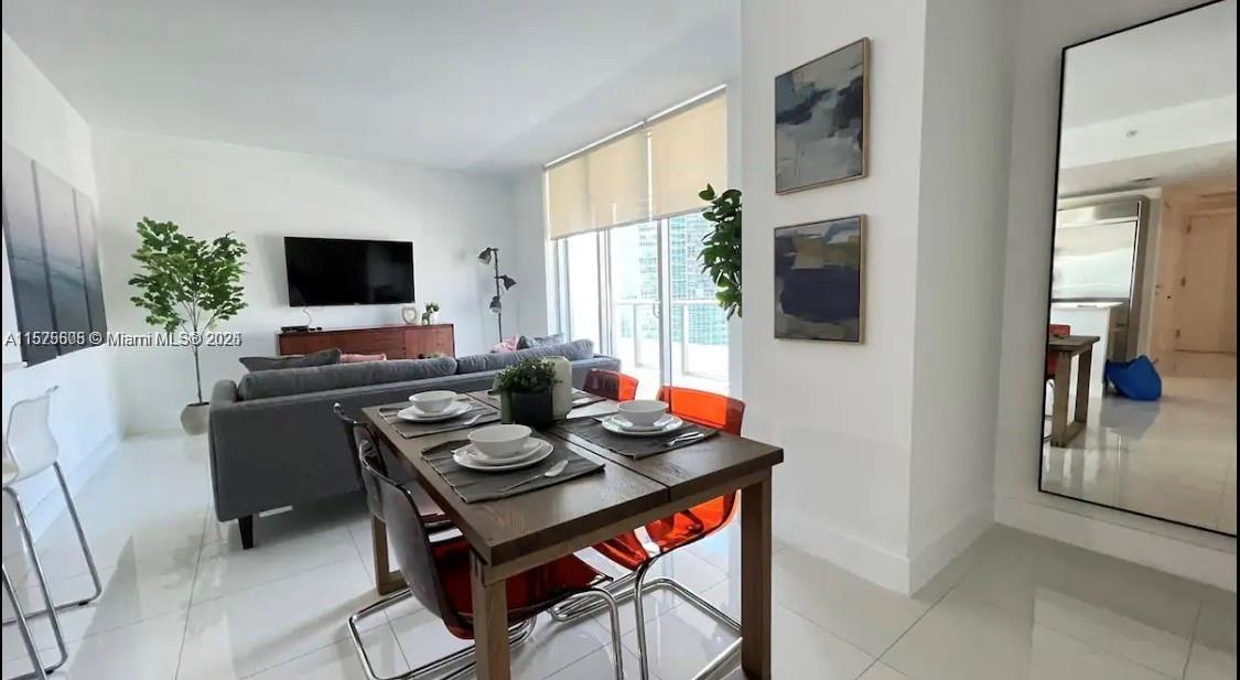1300 BRICKELL BAY DR # 3400