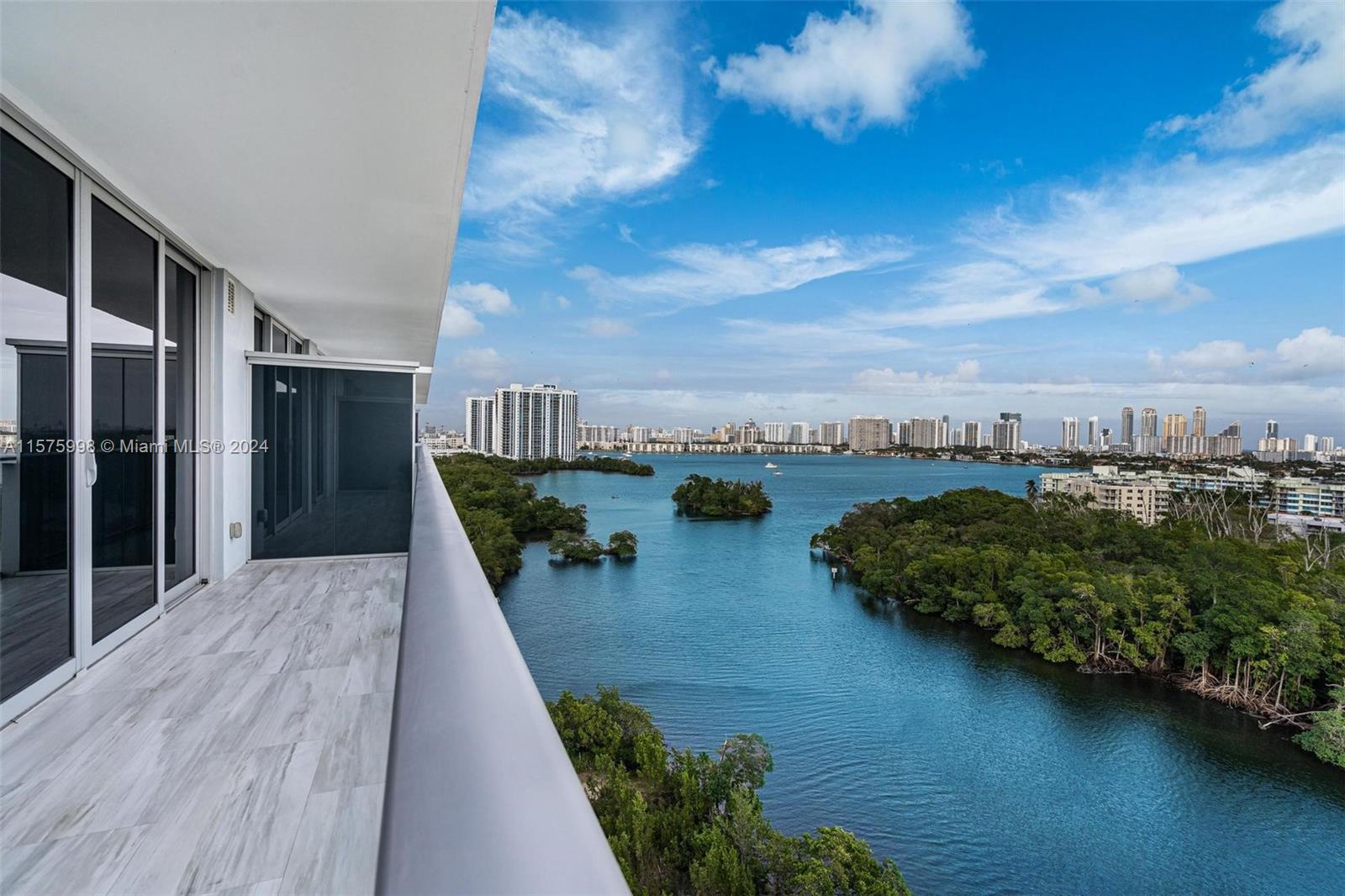 16385 Biscayne Blvd # 1118