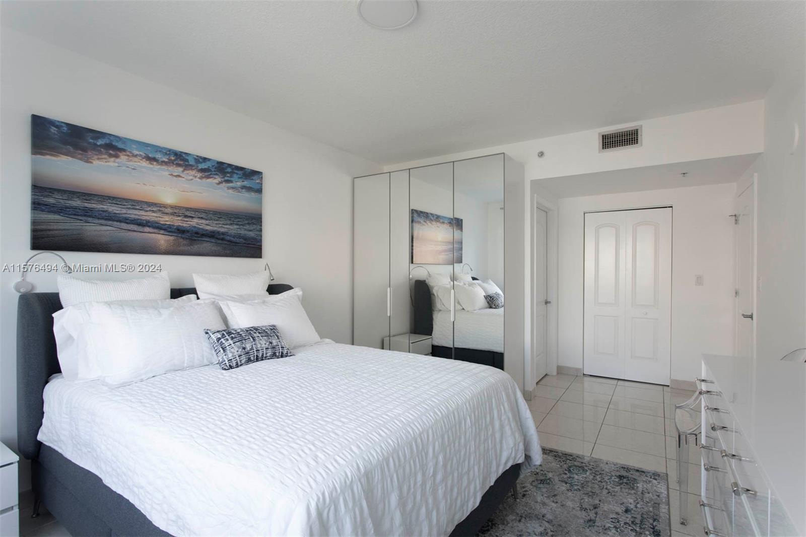 110 Washington Ave # 2518