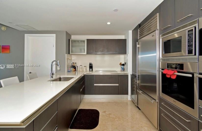 17001 Collins Ave # 1505