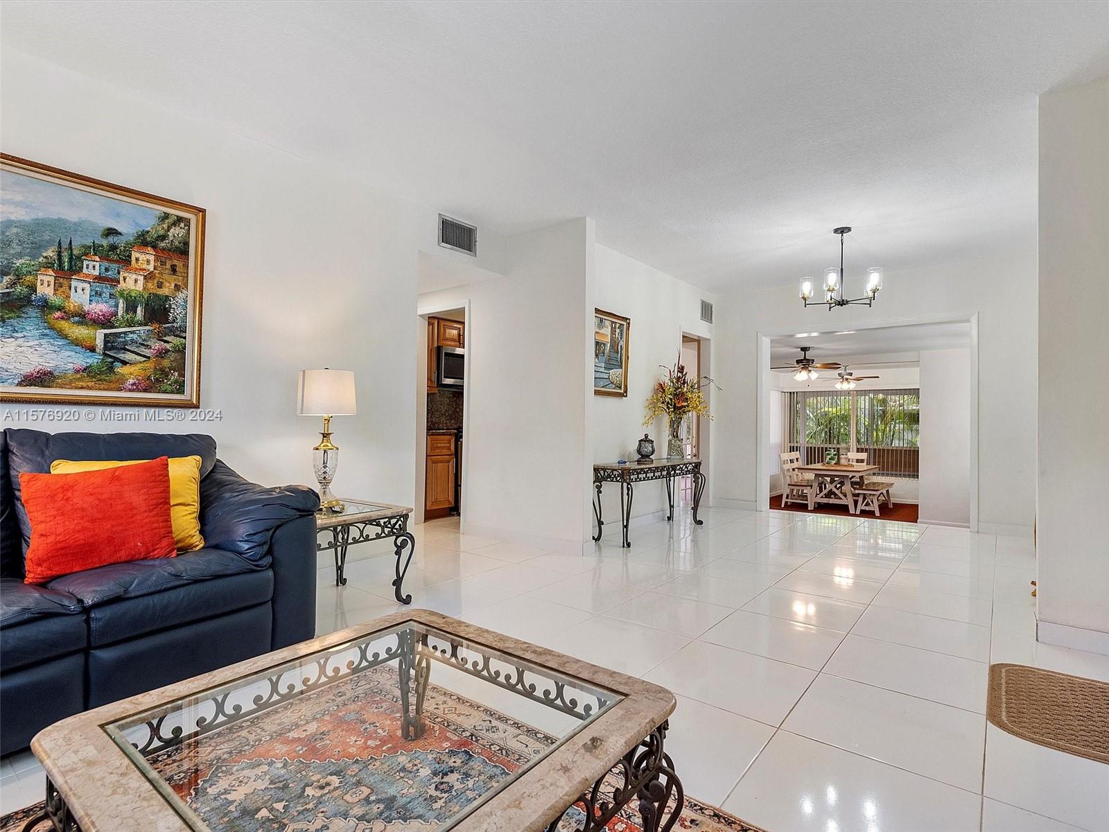 5960 SW 46th Ter
