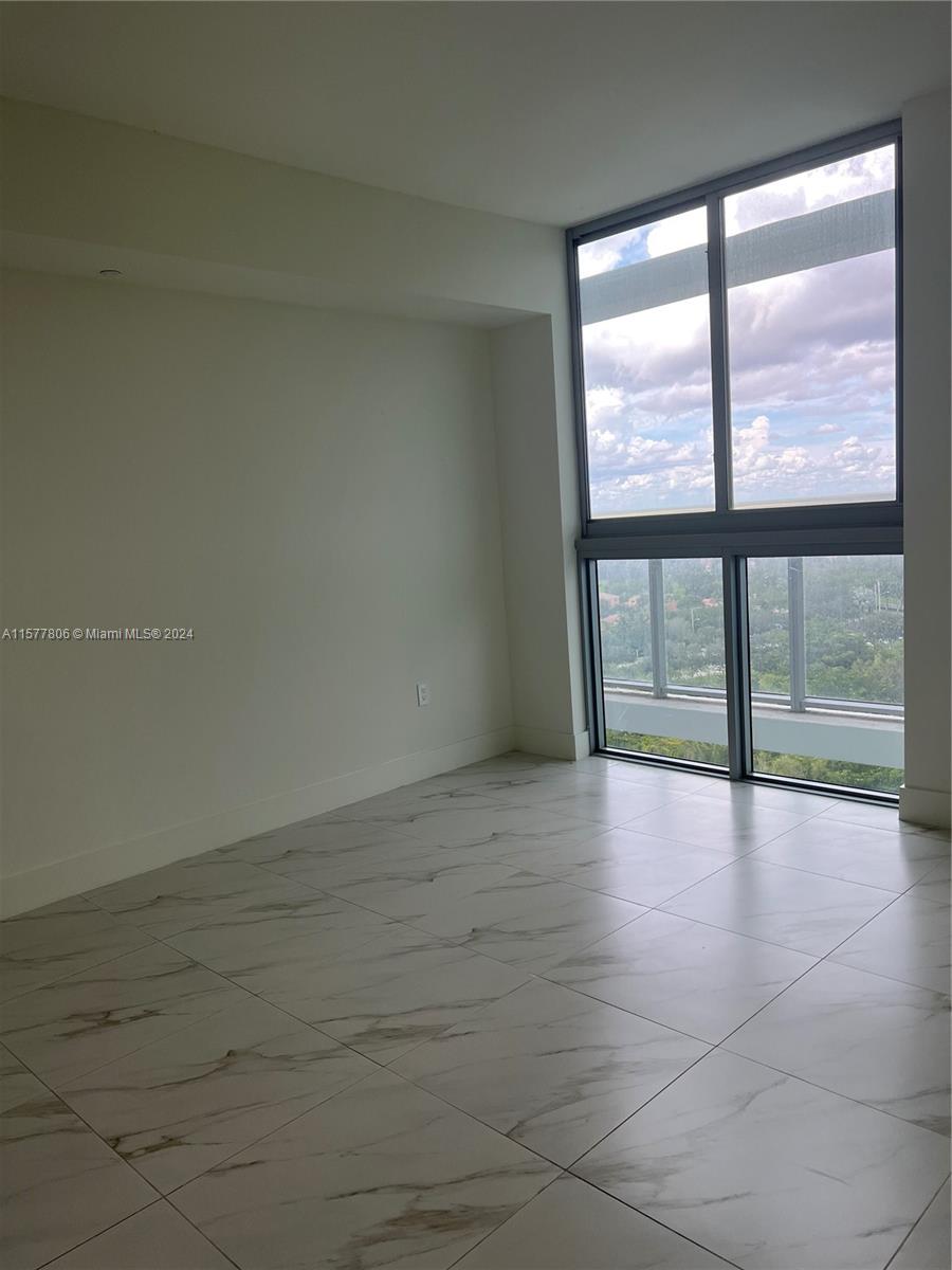 2000 metropica way # 1511