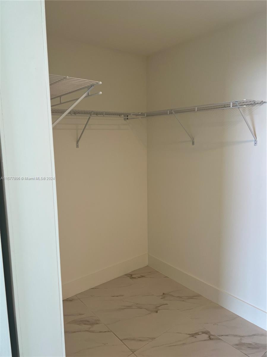 2000 metropica way # 1511