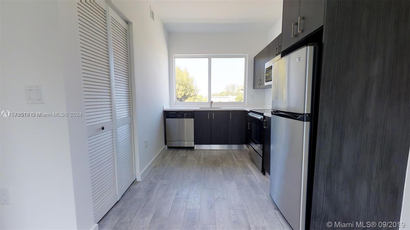 315 S Shore Dr # 2