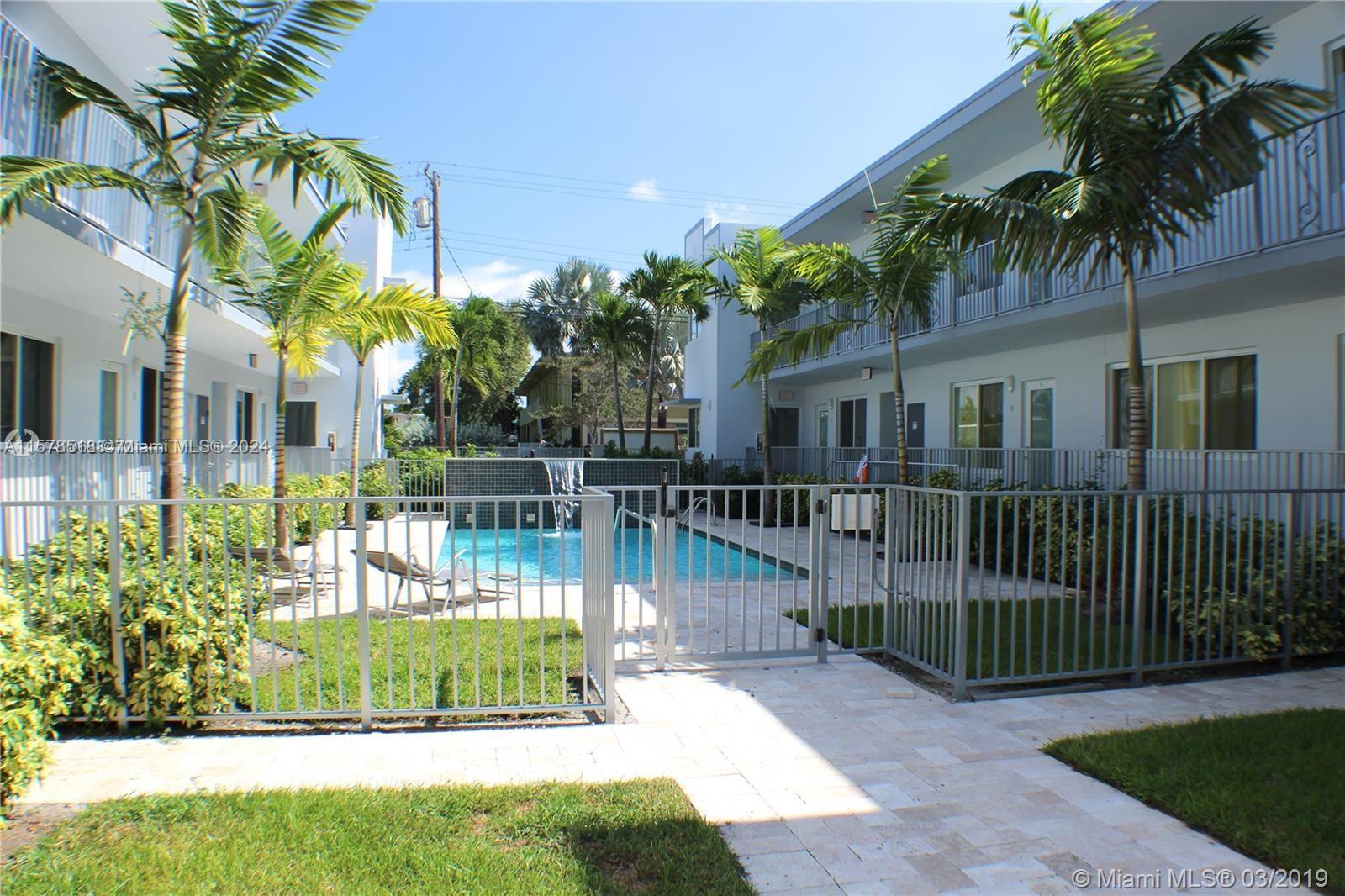315 S Shore Dr # 2
