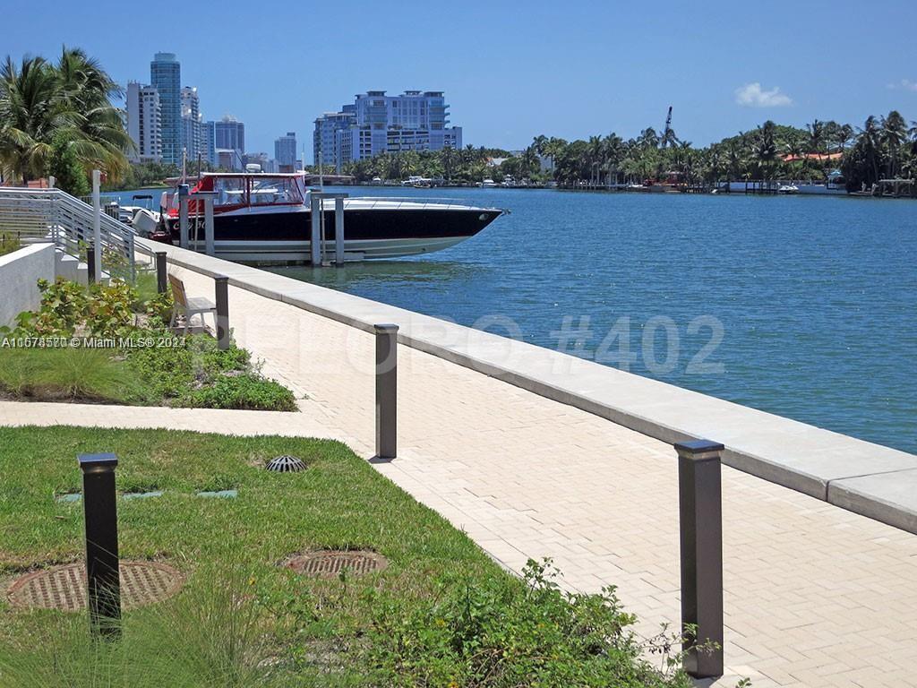 6620 Indian Creek Dr # 402