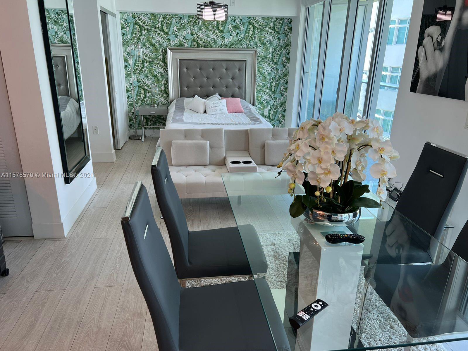 6620 Indian Creek Dr # 402