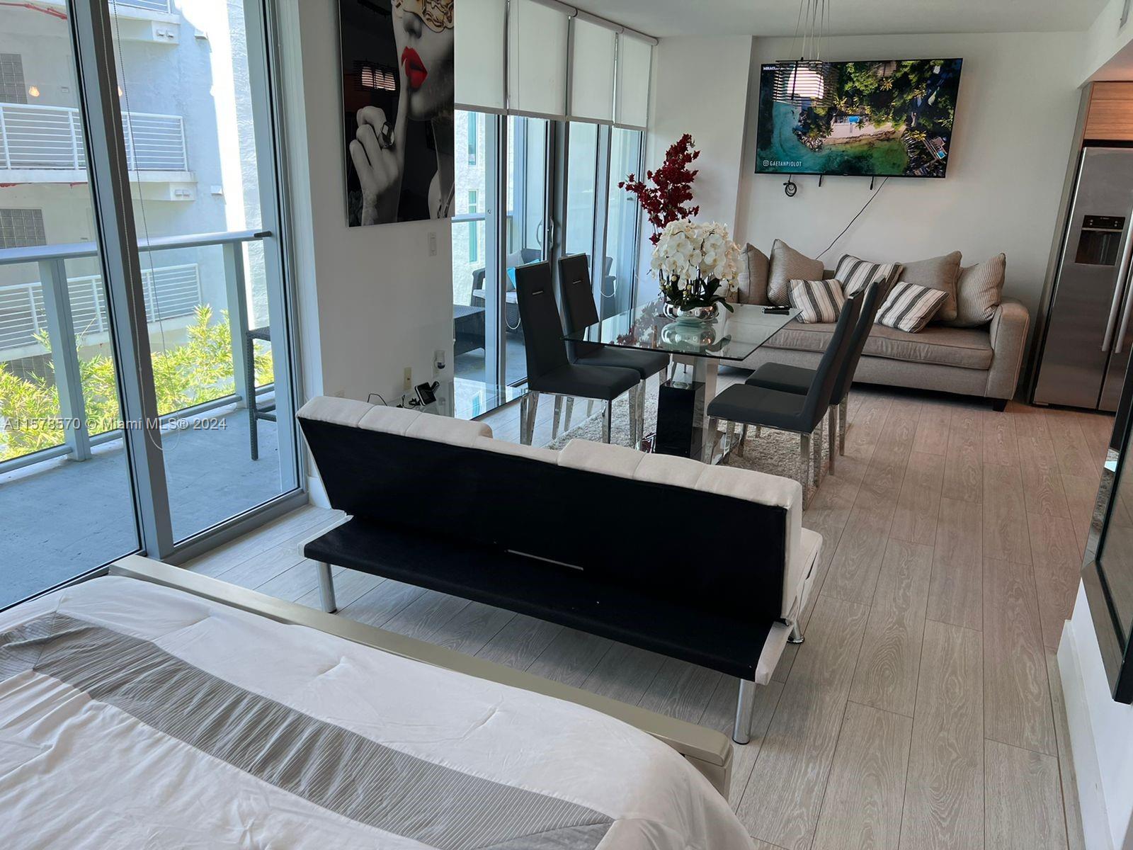 6620 Indian Creek Dr # 402