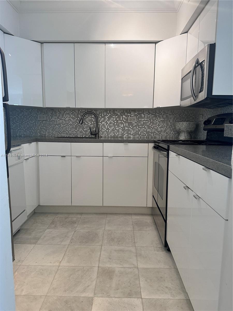 1500 Bay Rd # 866S