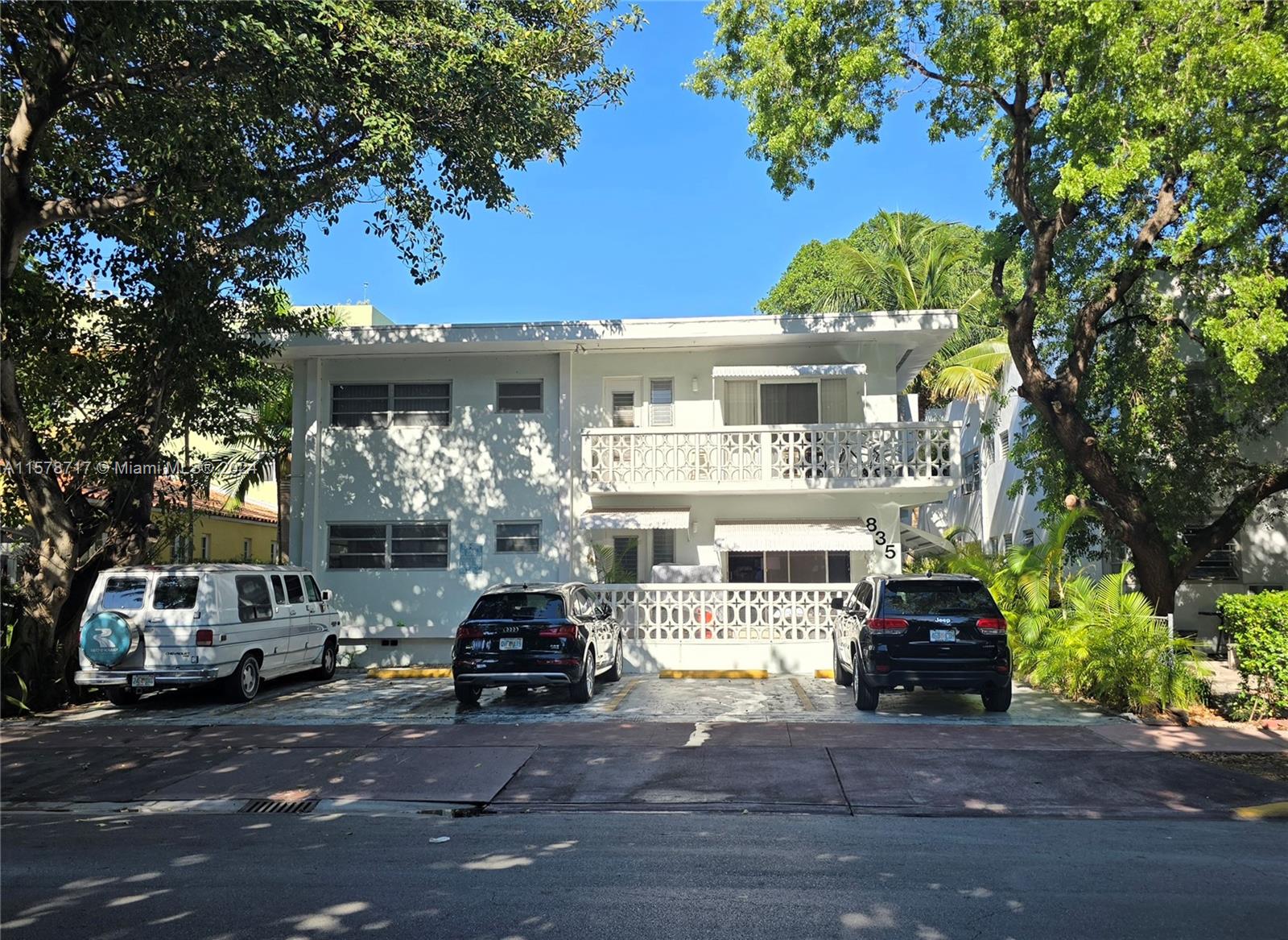 835 Meridian Ave # 4