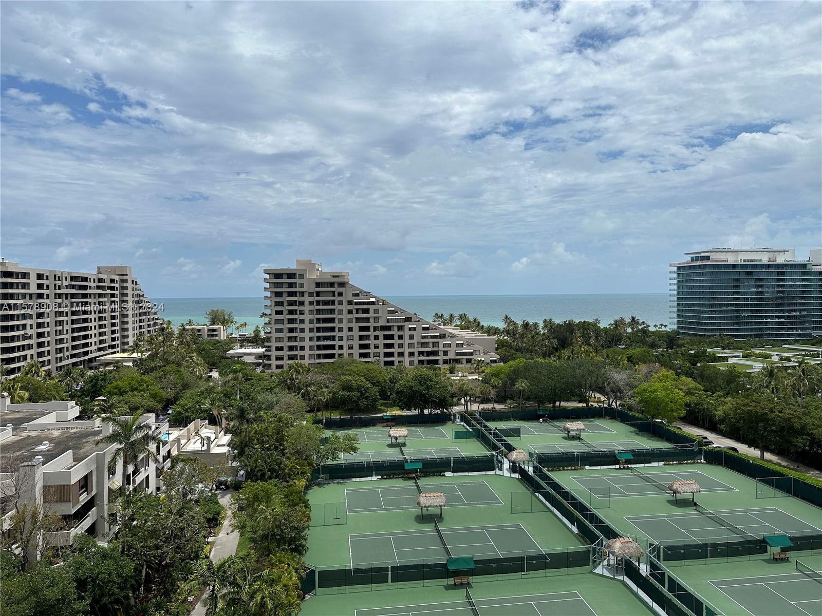 151 Crandon Blvd # 1002