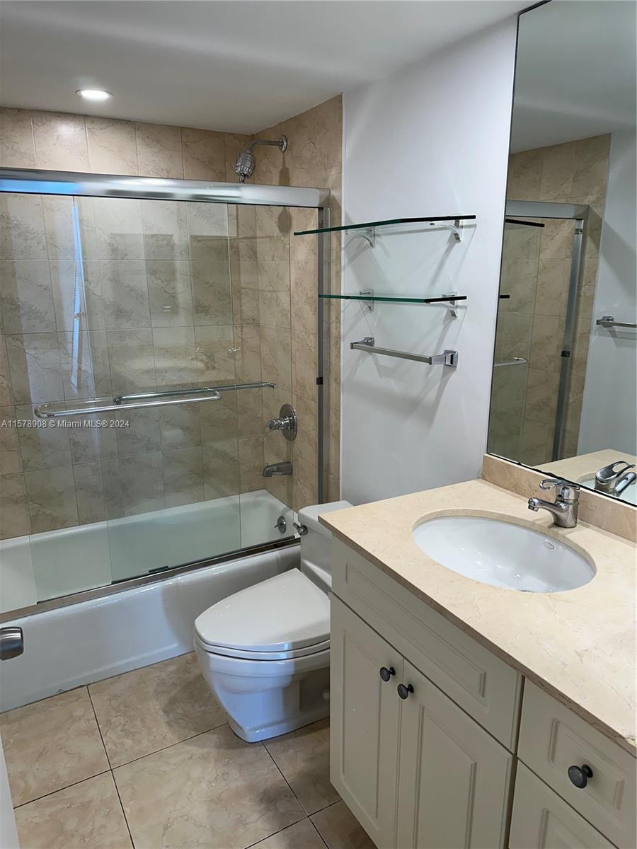 151 Crandon Blvd # 1002