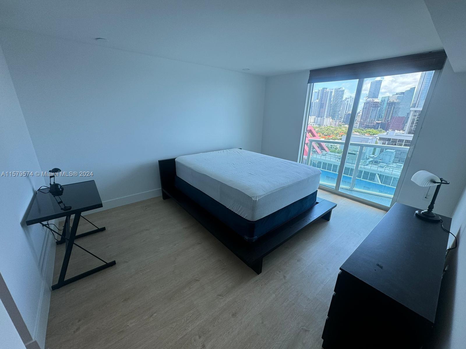 2101 Brickell Ave # 2102