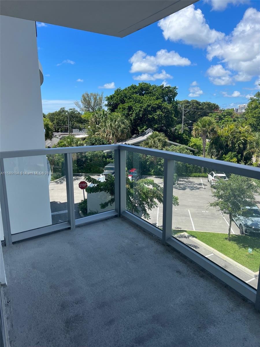 13800 Highland Dr # 303