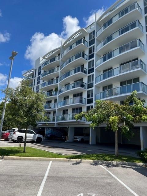 13800 Highland Dr # 303