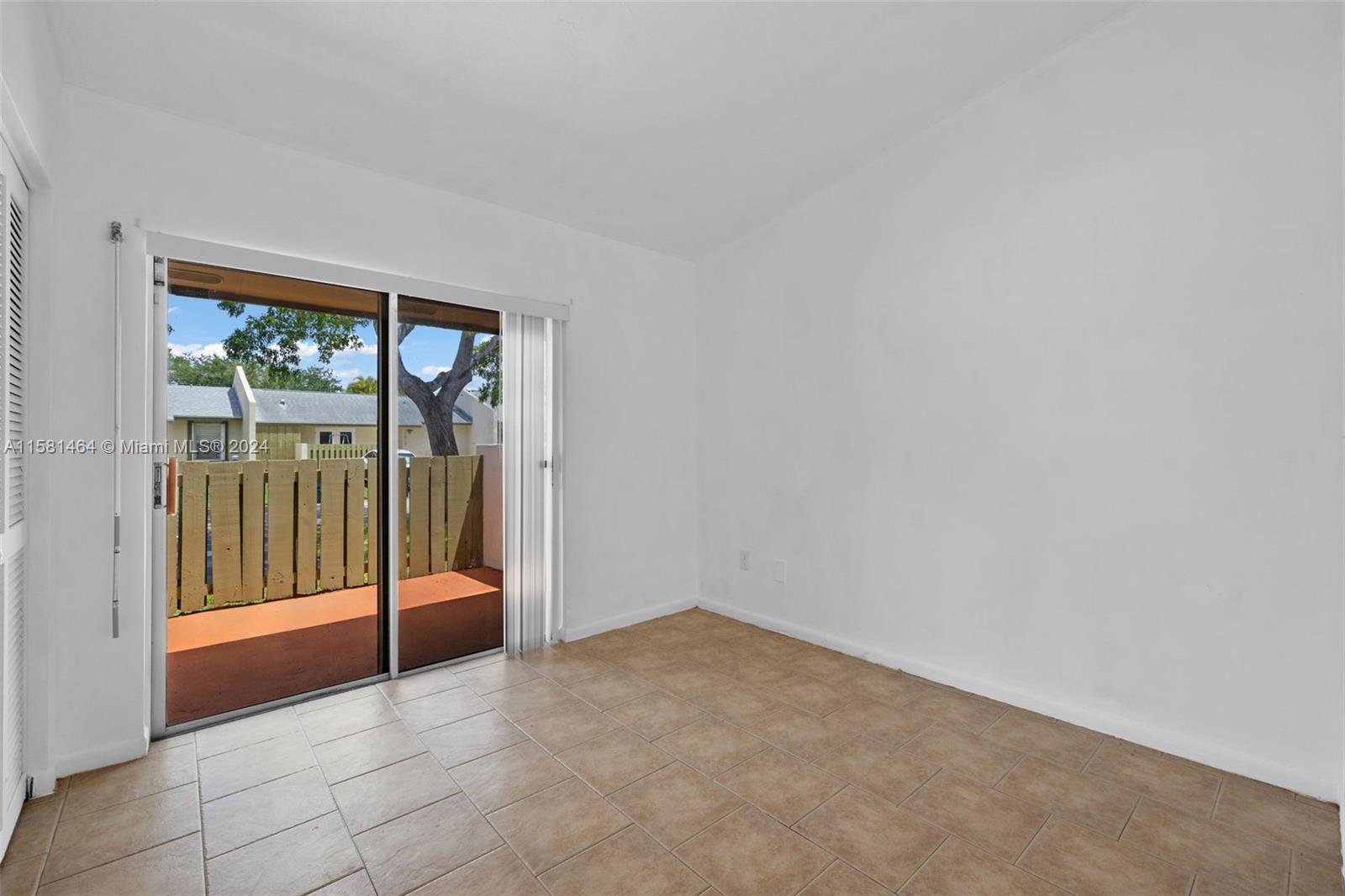 11514 SW 124 PL # 0