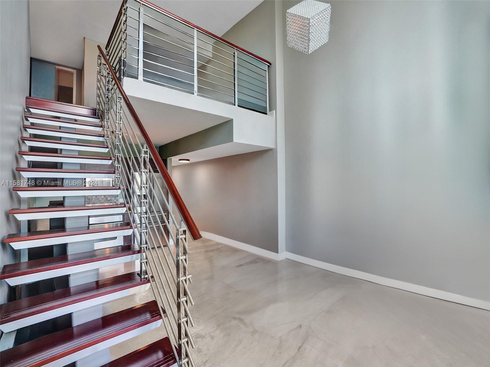41 SE 5th St # 803