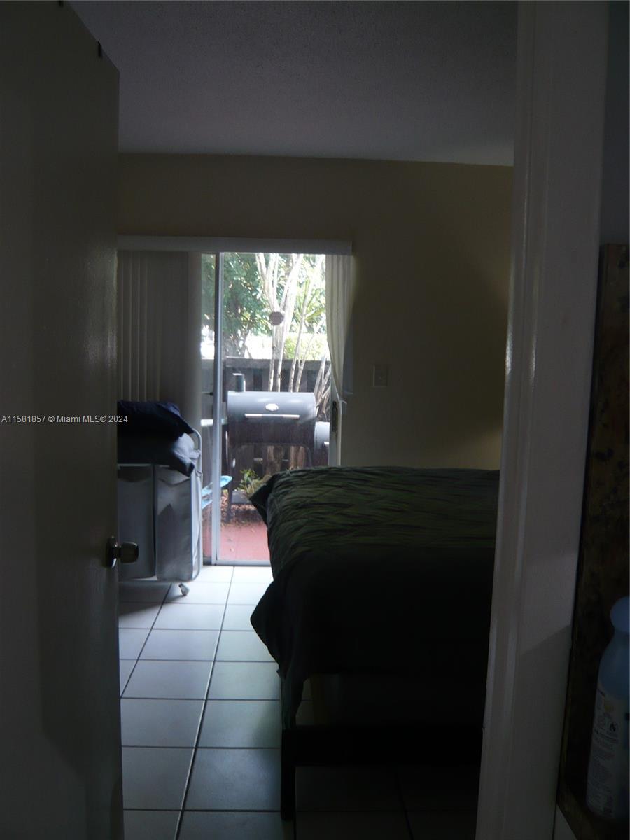 10776 N Kendall Dr # F7