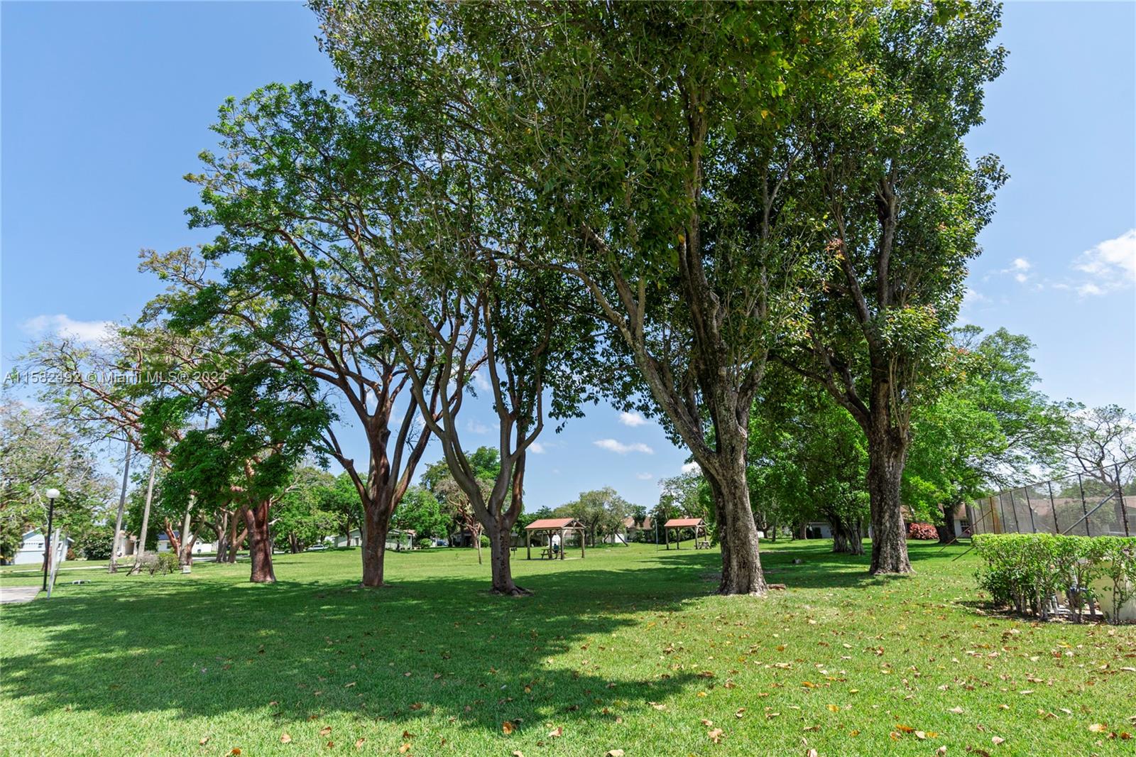 5482 S Lakewood Cir S # B