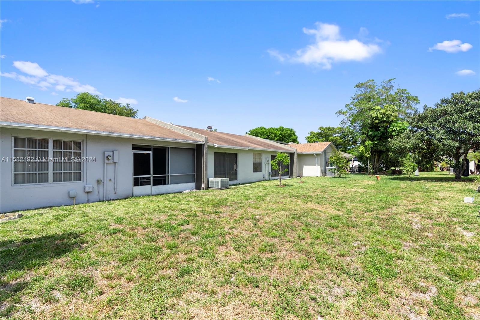 5482 S Lakewood Cir S # B