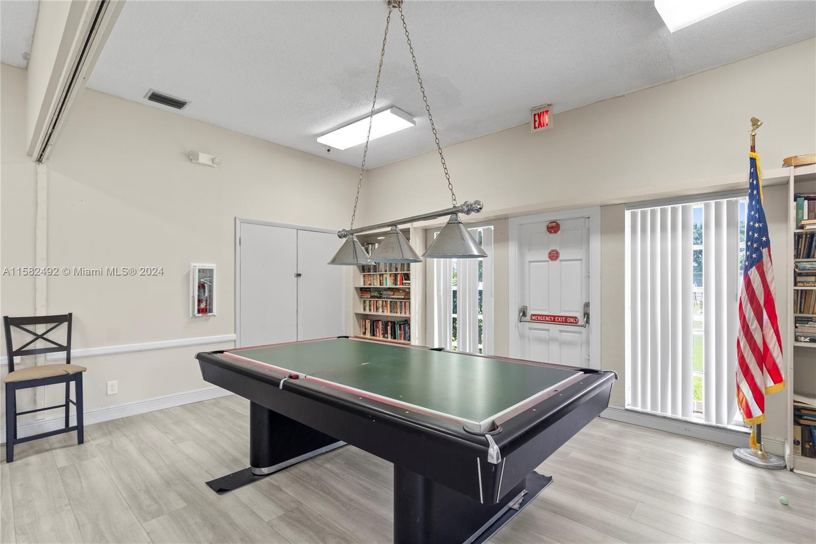 5482 S Lakewood Cir S # B