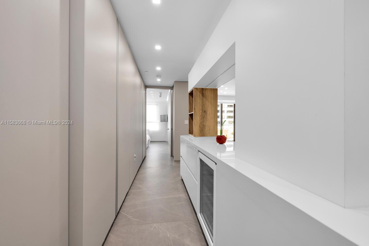 251 Crandon Blvd # 334